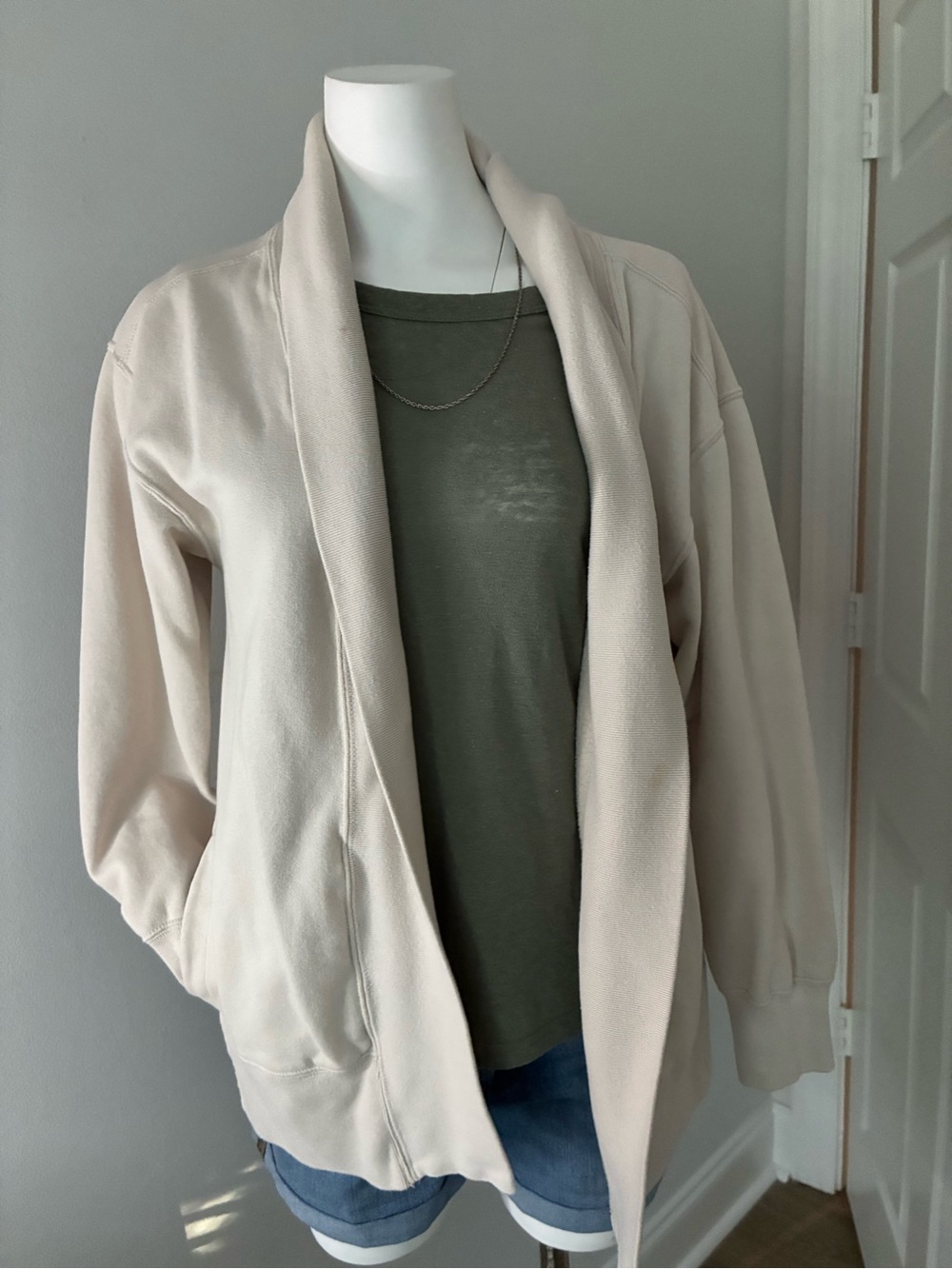 Abercrombie & Fitch Open-Front Teddy Jacket - Cream tiny stain